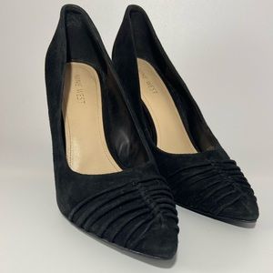 Nine West Black Suede Pumps